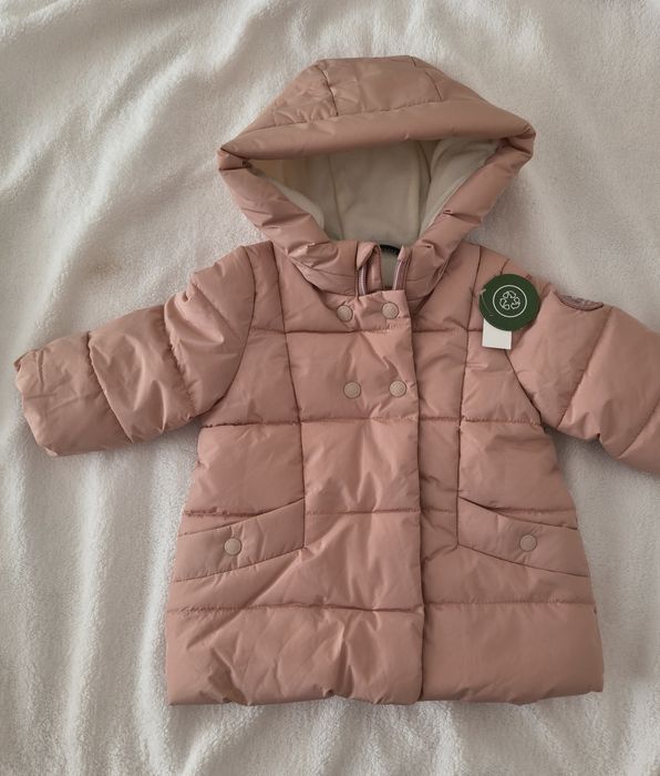 Geacă noua cu eticheta