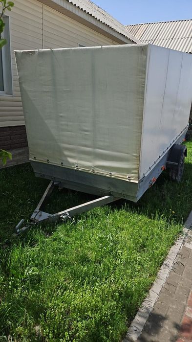 Прицеп автомобильный