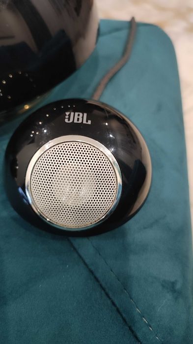 Sistem JBL 2+1 speaker si subwoofer