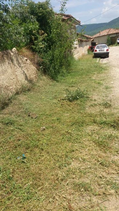 Продава се Парцел в с. Ивански, Област Шумен - 2300 кв.м за 18 €/кв.м - Снимка #2