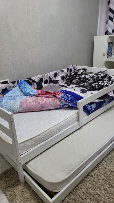 Продам кровать детскую
