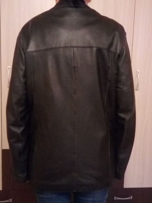 haina piele  mar. 50 si mar. 52