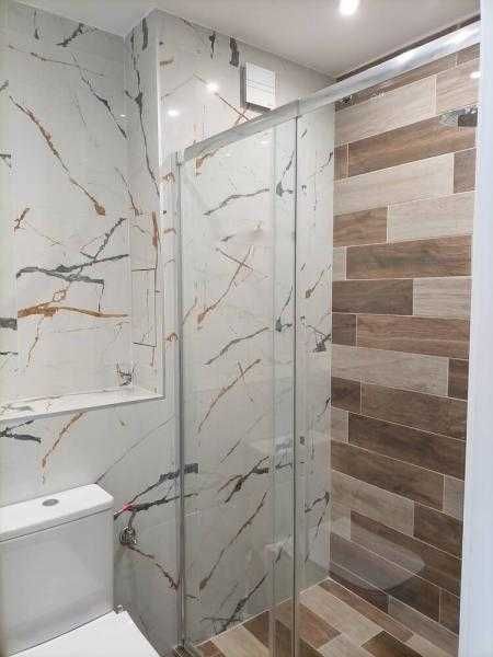 Стилно обзаведен двустаен апартамент в центъра на града