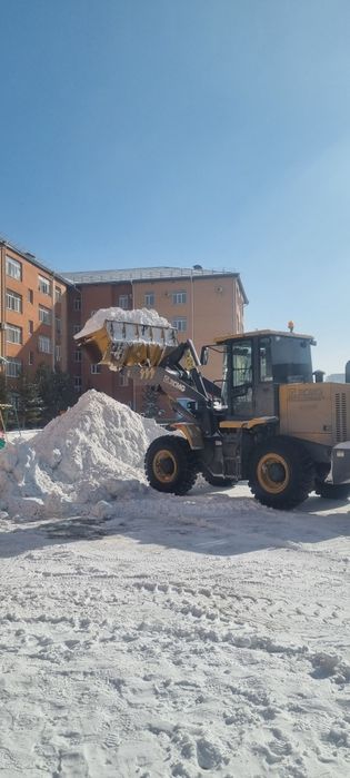 Погрузчик Чистка снега мусора