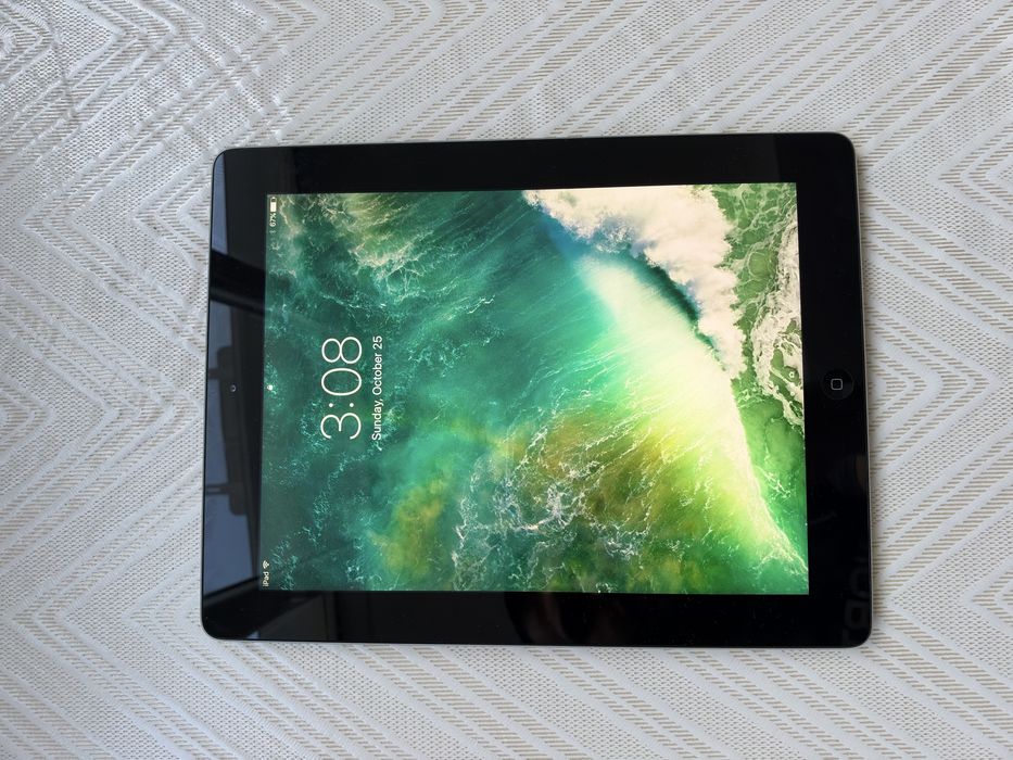 6 броя стари таблети – Samsung, Apple iPad, ASUS, Acer и Lenovo (15 € / бр.)