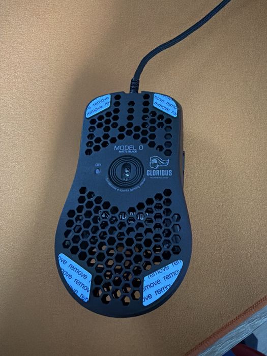 Glorious model O wired