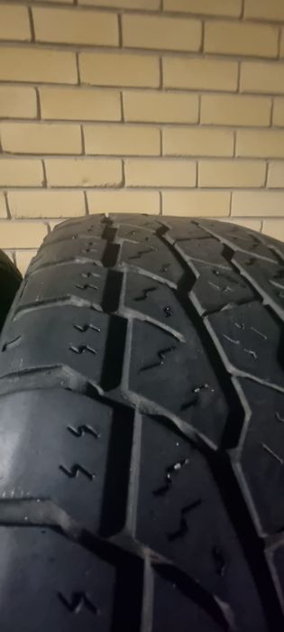 Резина летняя 265/ 65 /r17