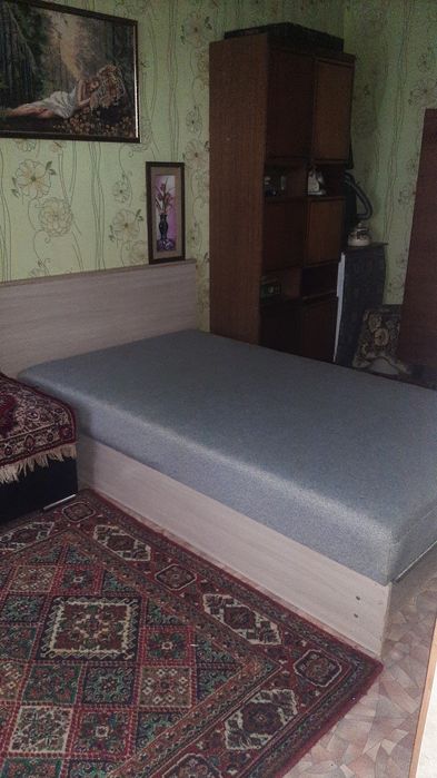 Продам кровать 1,5 спальную