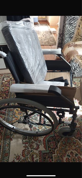 Инвалидная коляска