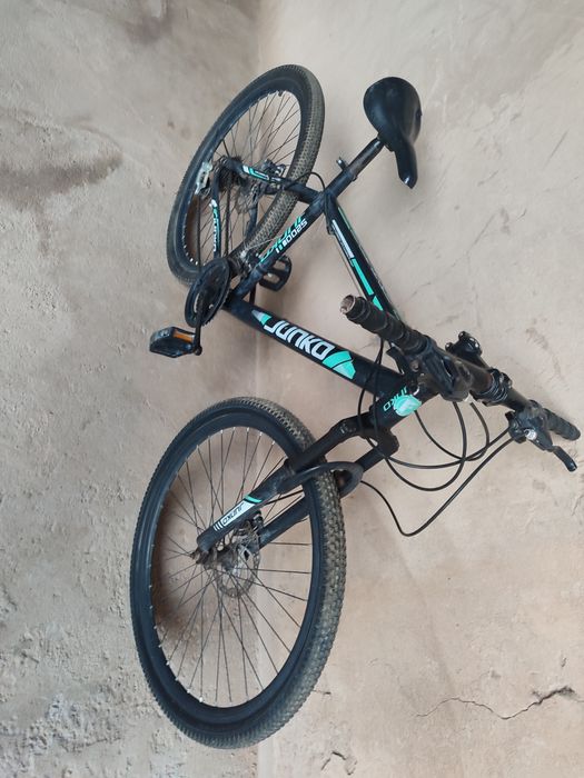 Velik sotiladi 849 000