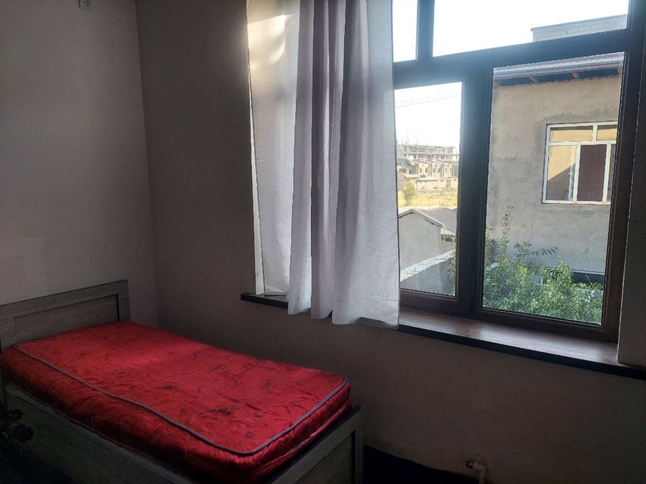 Медгородок  Янги Тошмига якин  хай тек 2 этажли уй