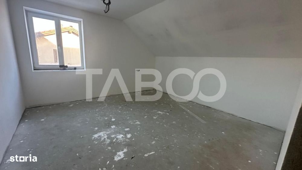 Casa 4 camere  de tip duplex 140 mpu 2 bai zona Veterani in Sibiu