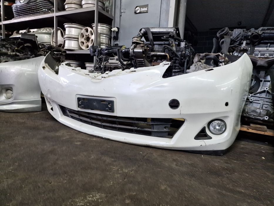 Бампер б/у Toyota Estima-11 hybrid