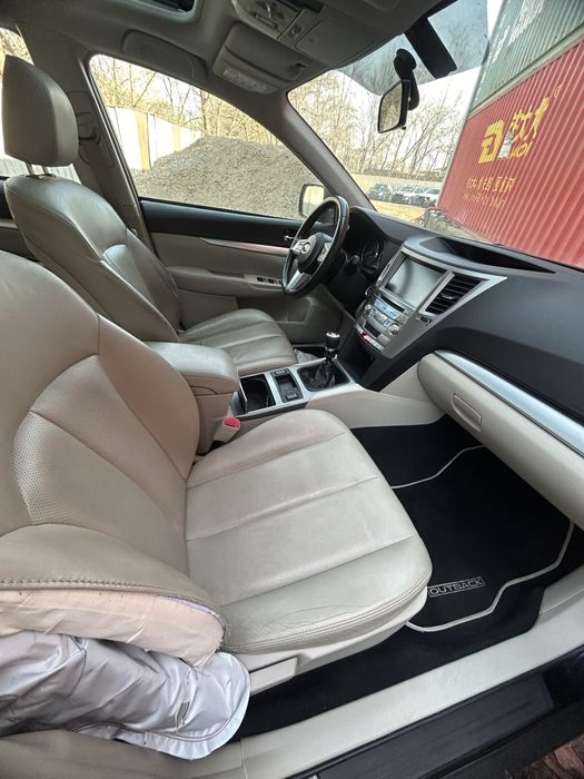 Subaru outback НА ЧАСТИ