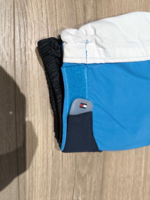 Оригинално зимно яко Tommy Hilfiger - Размер М