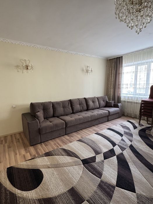 срочно продаем ДИВАН в идеальном состоянии