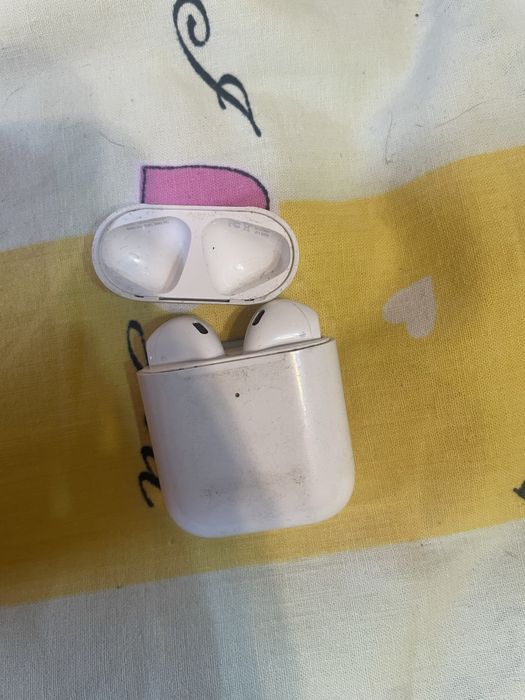 СРОЧНО Продам Аирподс 2