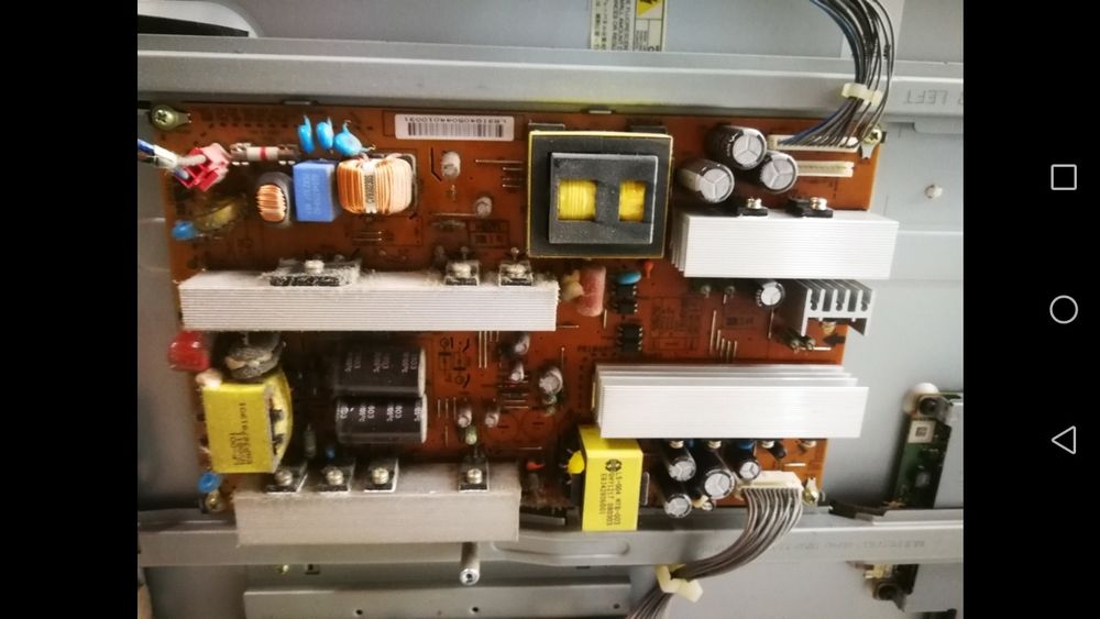 LG 32LG3000 , LG 32LG3000-ZA , работещ, цял или на части.
