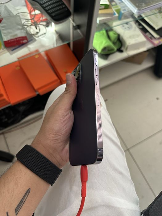 Продается IPhone 14 Pro Max 256GB