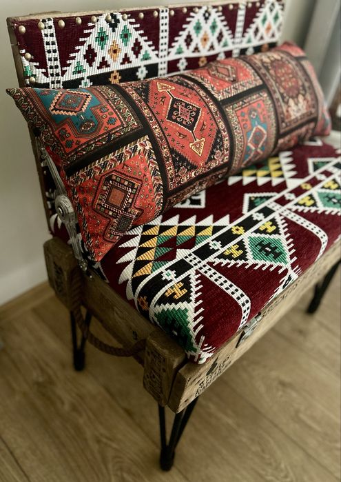 Канапе воевен сандък стил отоман