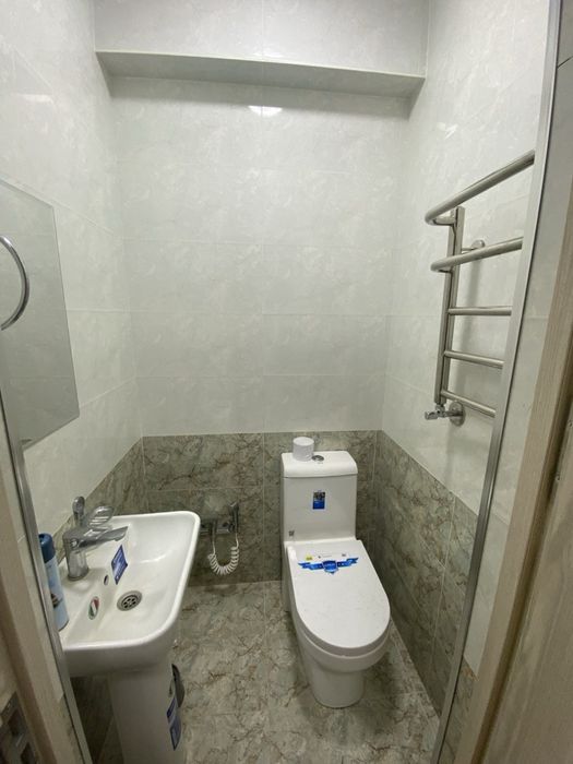 Квартира с новым ремонтом в новостройке