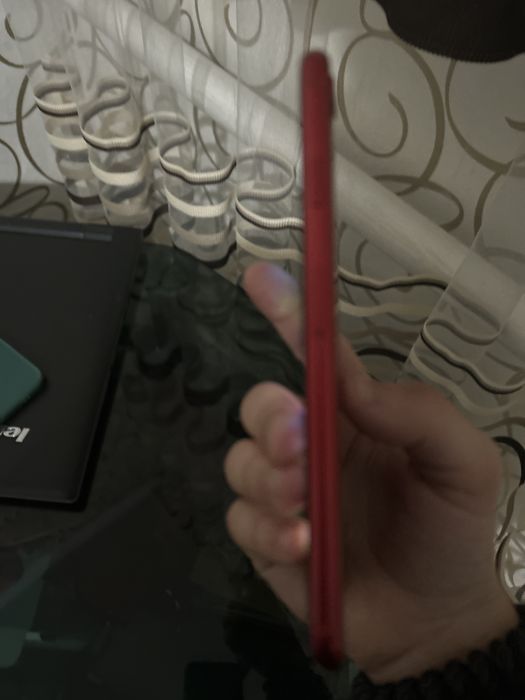 iPhone 8 продам 64гб