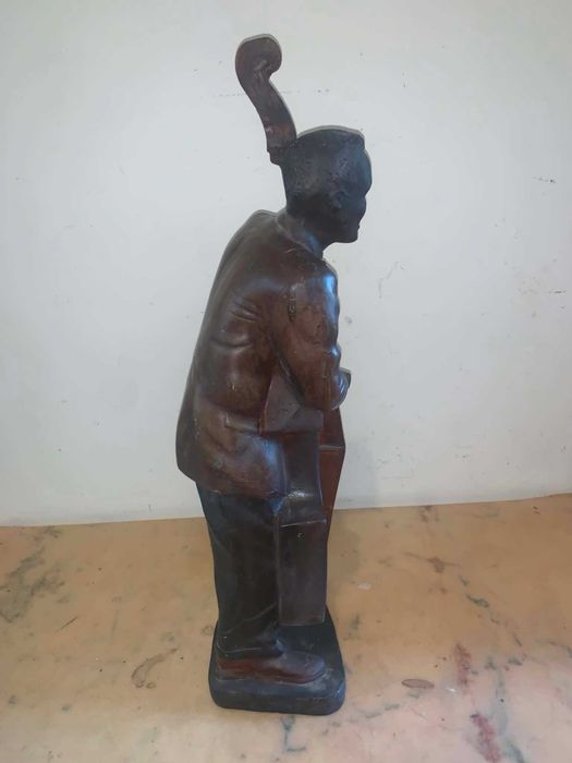 Statuie contrabandist