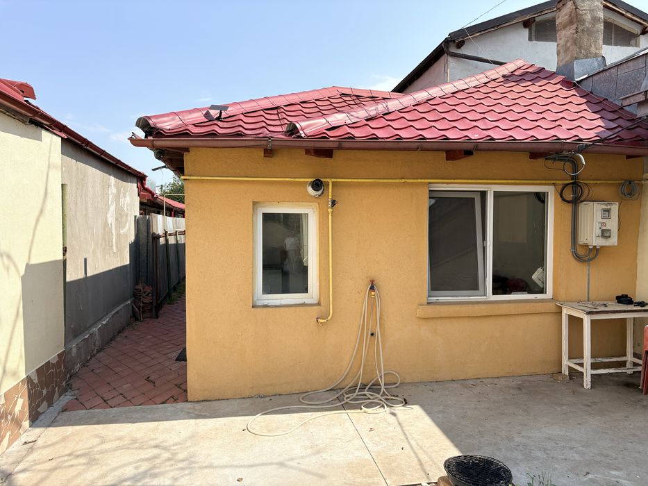 Corp de casa cu 2 camere