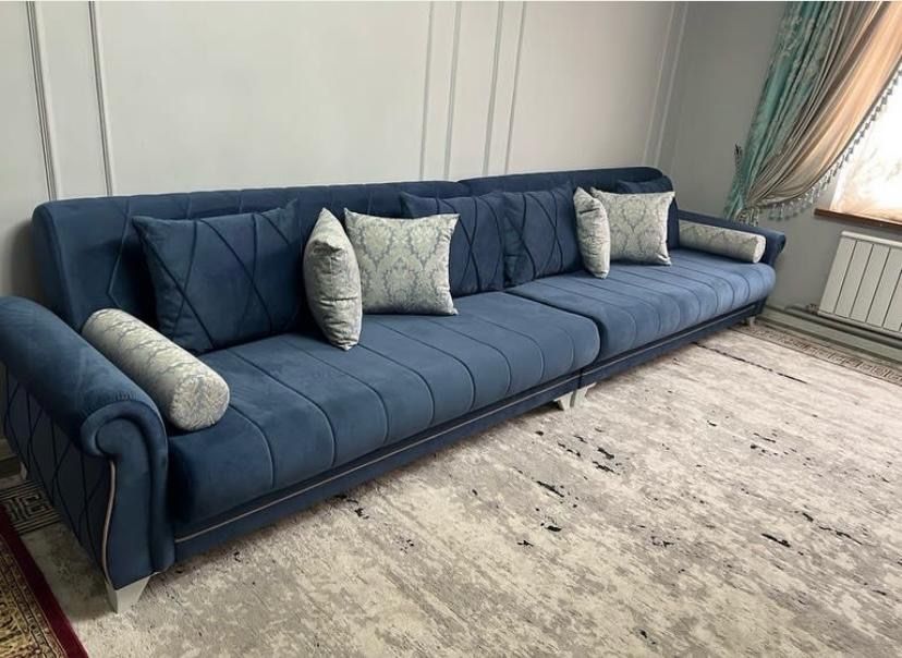 Диван, мягкий уголок для гостиной