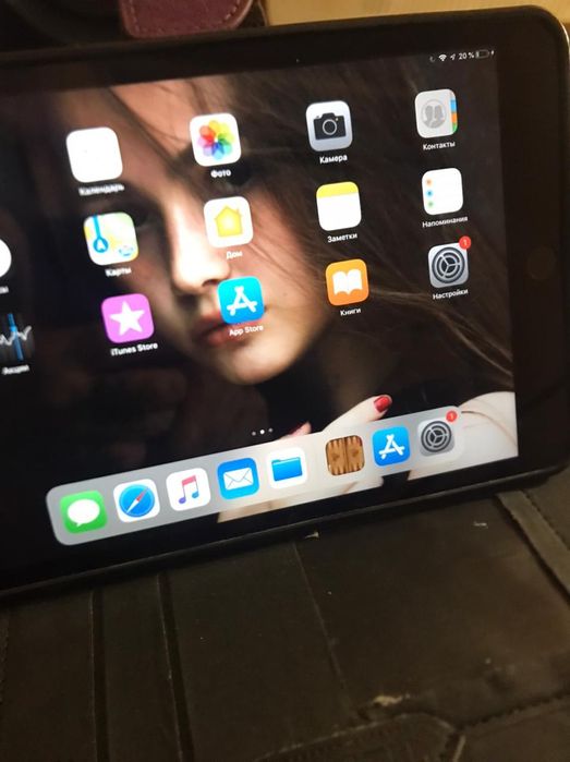 Айпад мини  3 чехол состояние идеальное