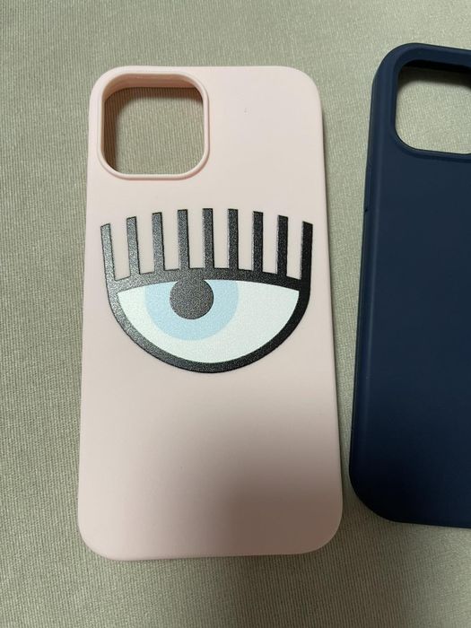 Продавам кейсове за Iphone 16 pro max , 12 pro MAX