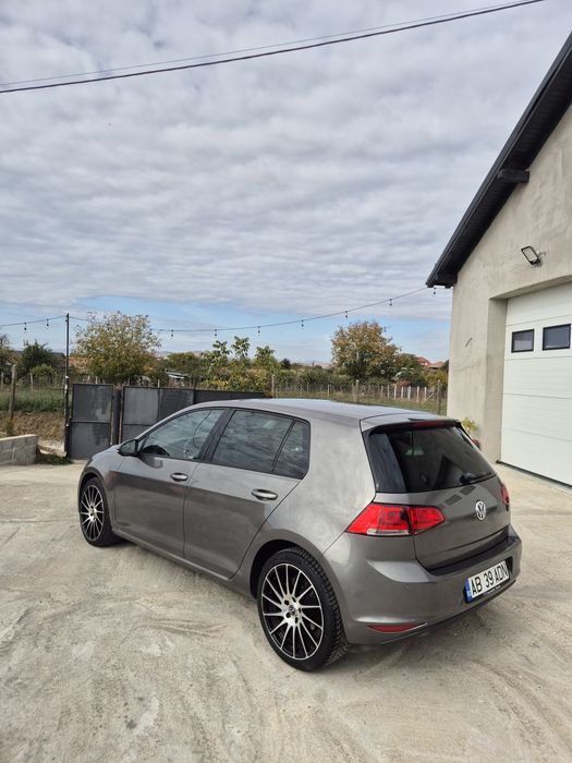 VOLKSWAGEN Golf 2014 — imagine 1
