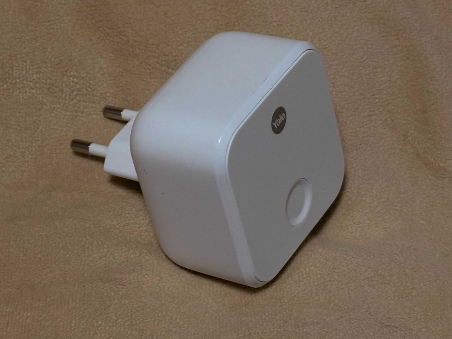 Умна Ключалка Yale Linus Smart Lock