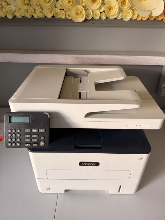 Imprimanta multifunctionala Xerox B225 A4 Alb-negru Wifi