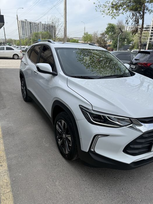 Tracker 2 Premier +  2023 йил октябр