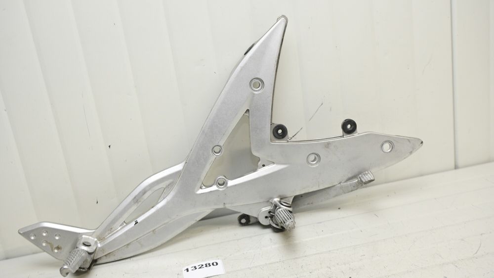 Suport Scarita Fata Dreapta Cu Pedala Frana Kawasaki ER6N ER-6N ER 6N