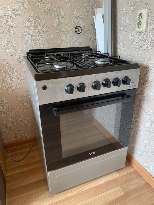 Газовая кухонная плита