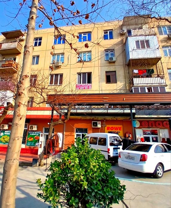 3 хонали уй сотилади Мухайё магазин тепаси