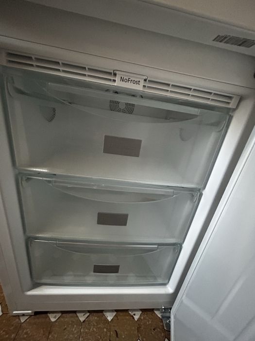 Combina frigorifica Liebherr CN4015 No Frost