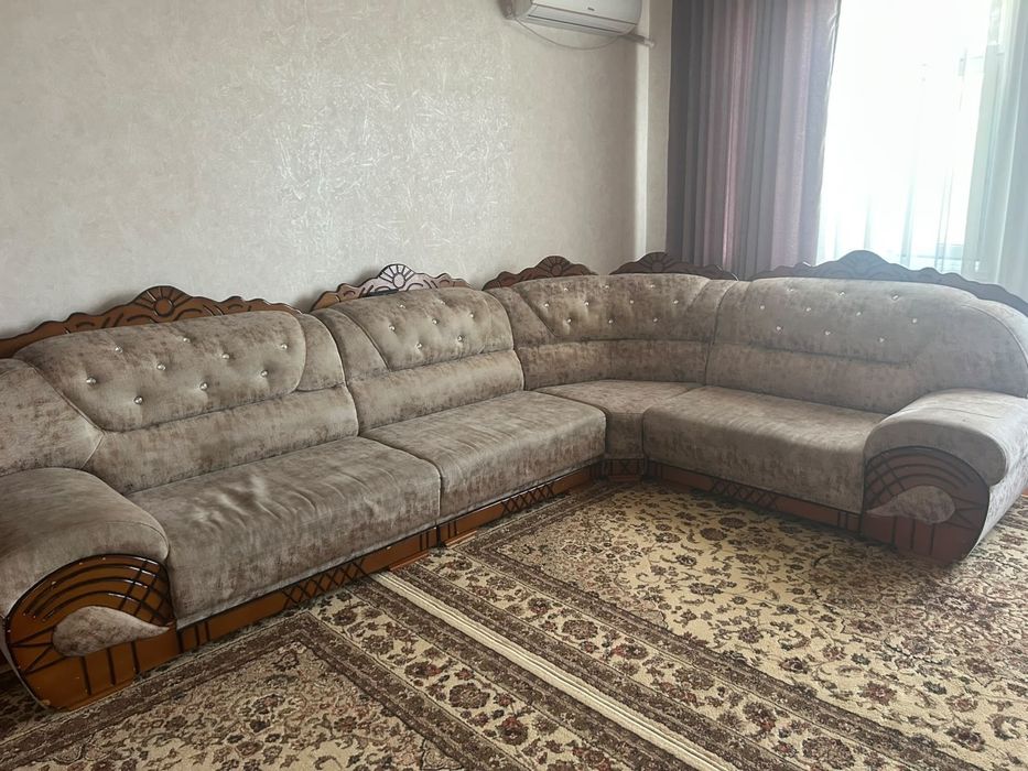 Диван для гостиной