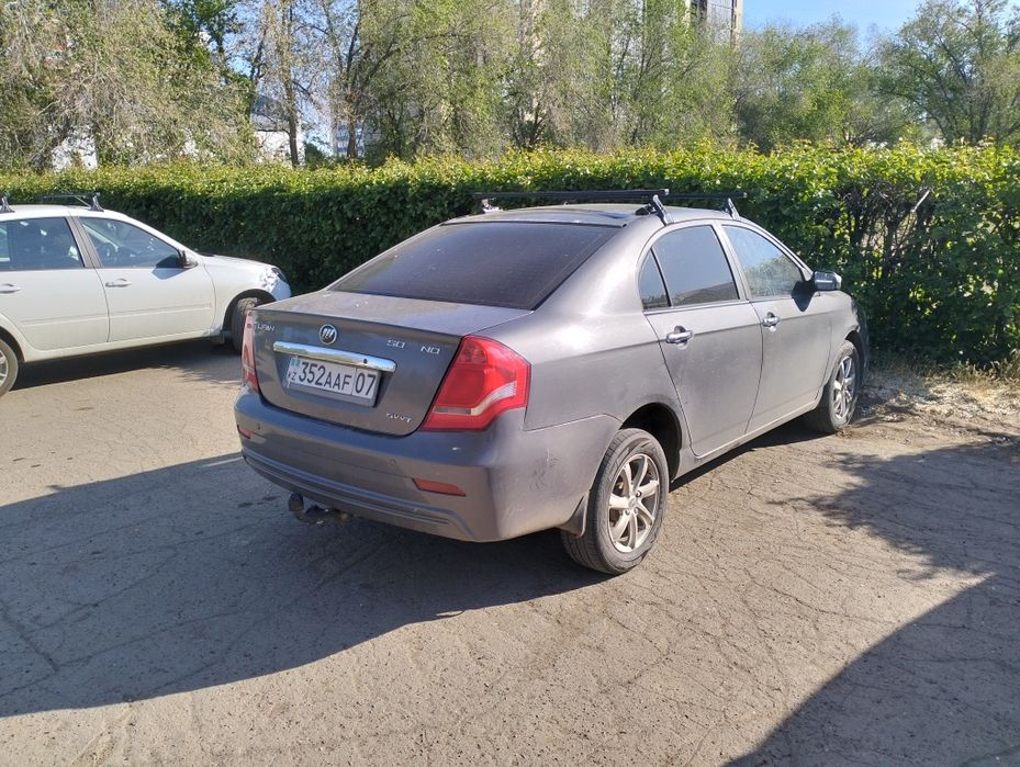 Продам автомобиль состояние хорошее.