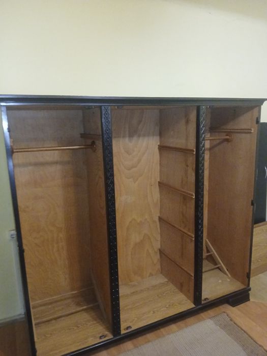 Dulap masiv de va.zare