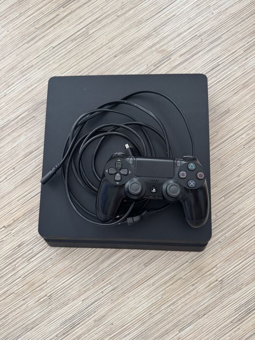 Срочно Продам PS4