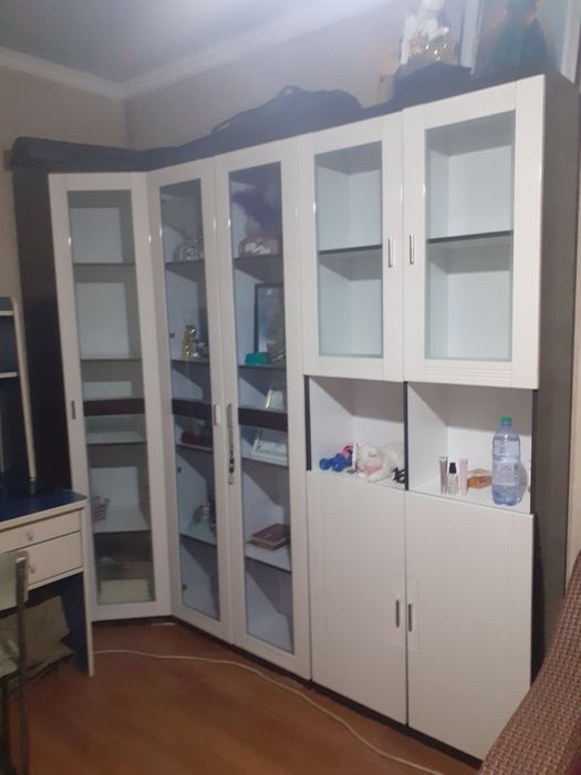 Шкаф ухоженный  продам в связи с переездом