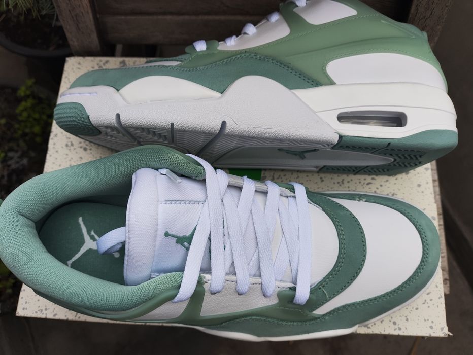 Nike Air Jordan 4 RM