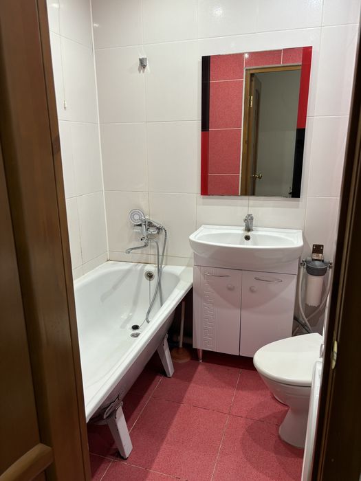 Сдам квартиру посуточно мкрн Кунаева