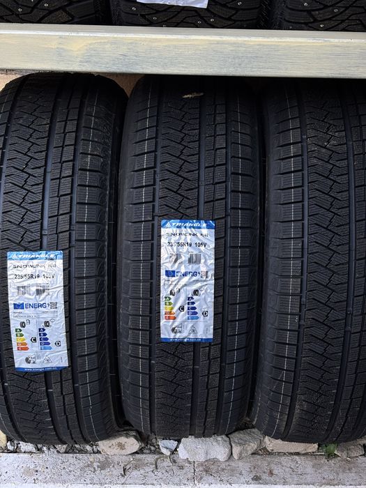 Всесезонные шины Triangle +подарки 235/55 R19 105V