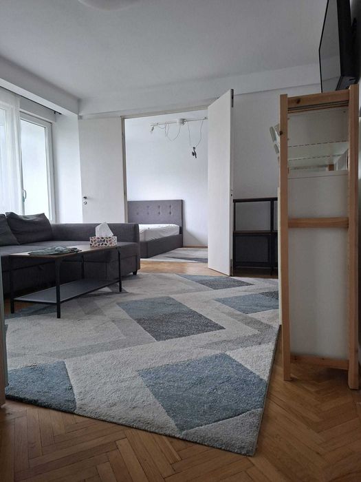 Apartament 2 camere, Eroii Revolutiei