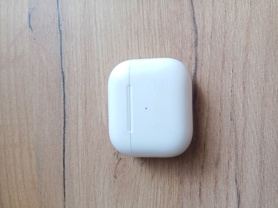 AirPods 3 в хорошем состоянии