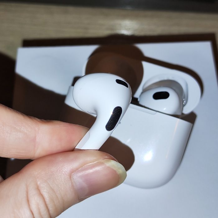 AirPods 3 новые, в упаковке